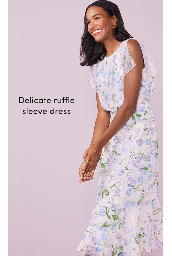 Delicate ruffle sleeve dress