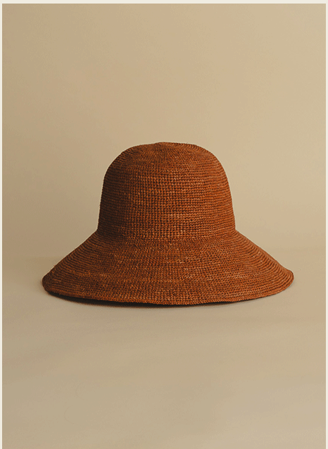 Izzy Sunhat