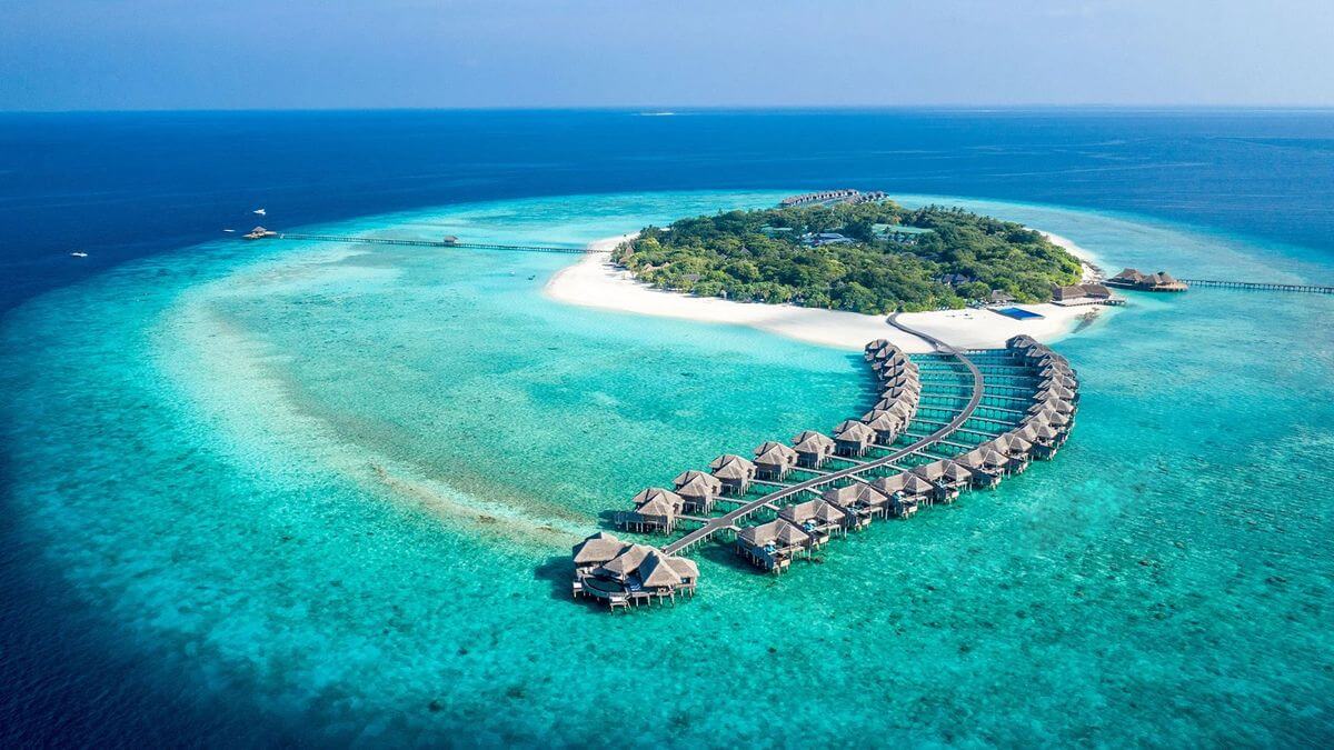Maldives Private Island Paradise with All-Inclusive Dining, Free-Flow Drinks & Roundtrip Transfers
