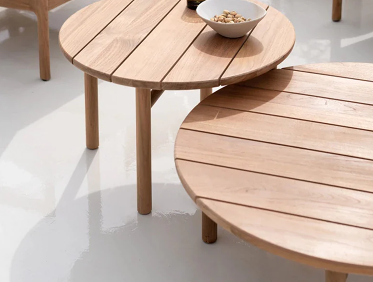 Quatro Outdoor Side Table
