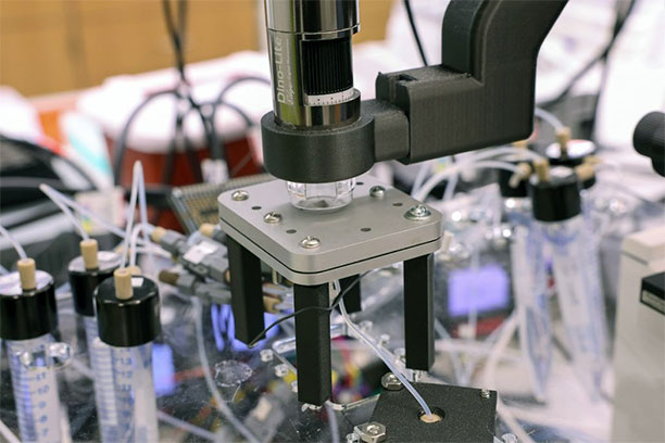A machine to deliver lipid nanoparticles.