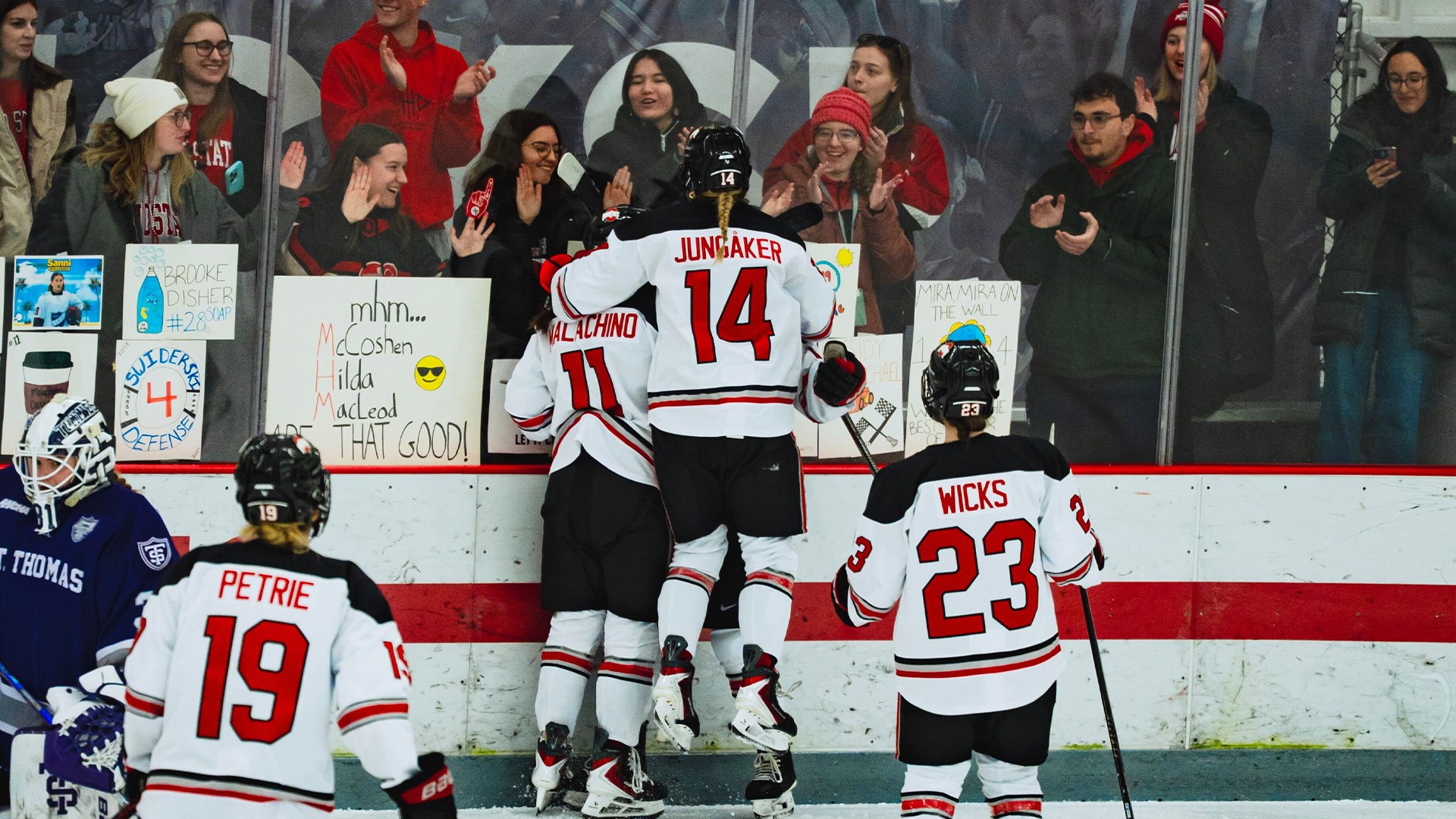 READ MORE | No. 2 Women's Hockey