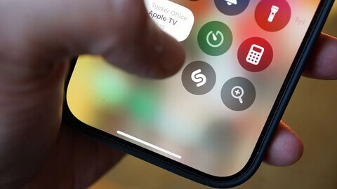 Apple Quietly Just Gave Your iPhone a Simple Yet Cool New Feature