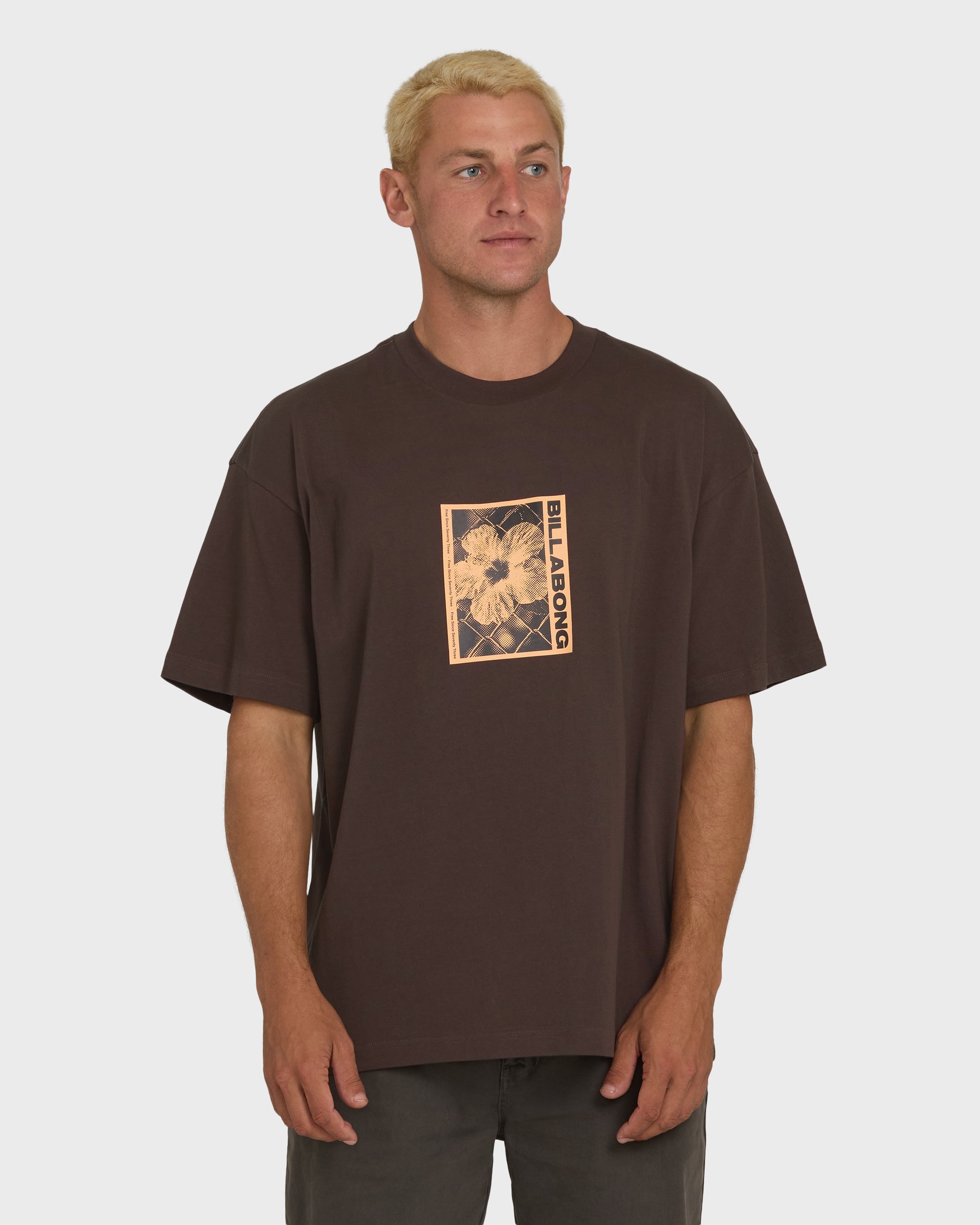 Image of Link OG Short Sleeve Knit T-Shirt - Chocolate Brown
