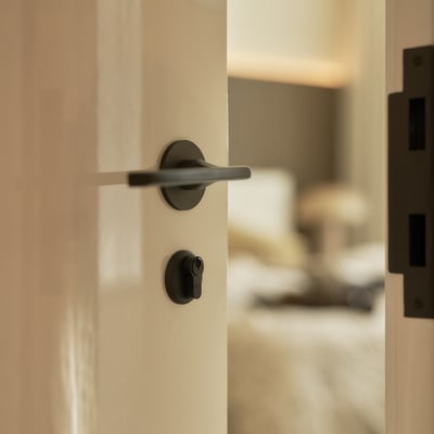 MIXALIS_EMAIL-SQ_6_1080px-x-1080px