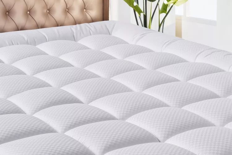 Like Sleeping ‘on a Luxurious Cloud’: Yes, This Cooling Mattress Pad Is Under $35 Now
