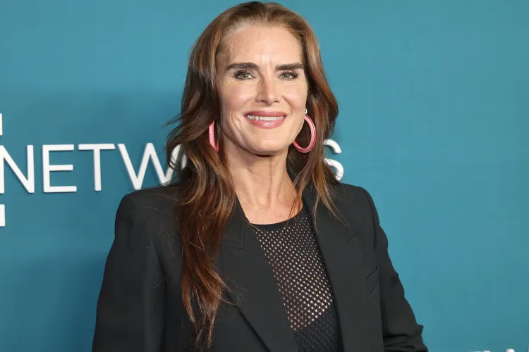 Brooke Shields Told Me This ’Old School‘ Jeans Style Is Her ’Favorite‘ — Copy Her Style from $35