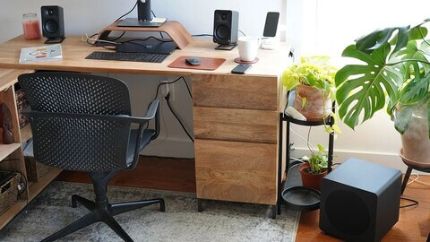 This Simple Speaker Is the Desktop Audio Upgrade I Didn’t Know I Needed