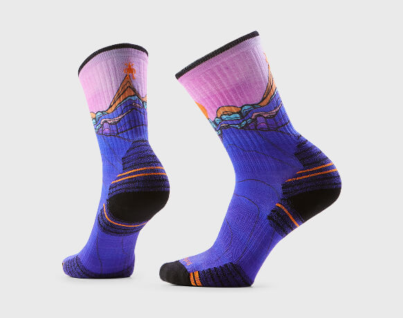 Women’s Hike Mountain Sunrise Print Crew Socks