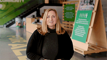 Gif of Tanis announcing exclusive holiday match