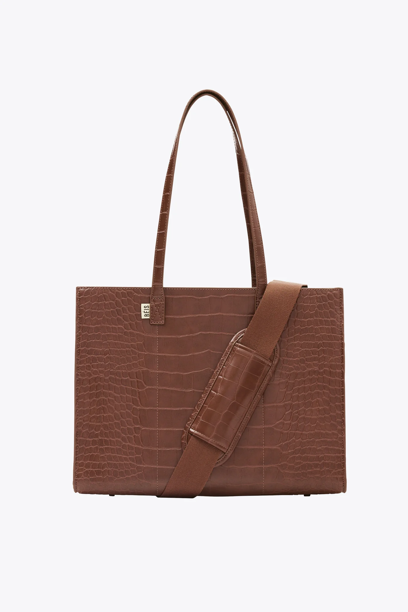 The BEIS135401-TheCrescentCatchall-Berry-Product-Front_0405_V2r