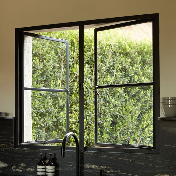Enjoy the view with PINKYS doors