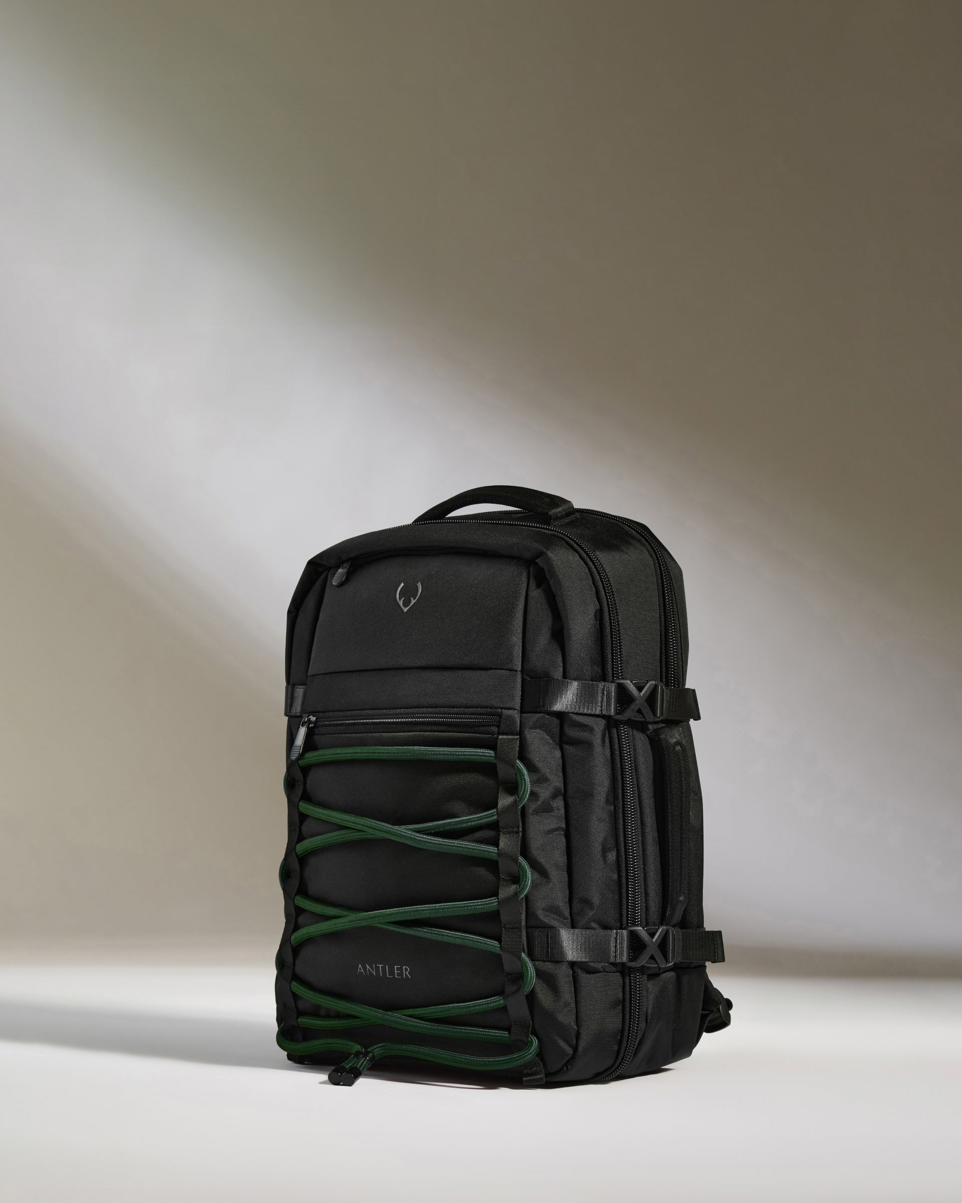 Image of Discovery 28L Backpack in Antler Green