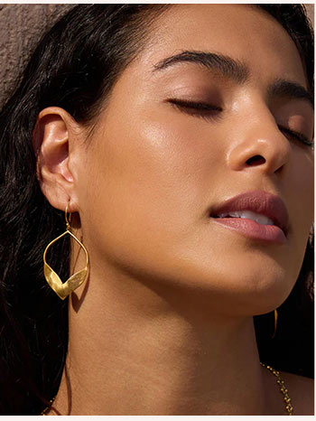 Fluttering Petals Gold Earrings