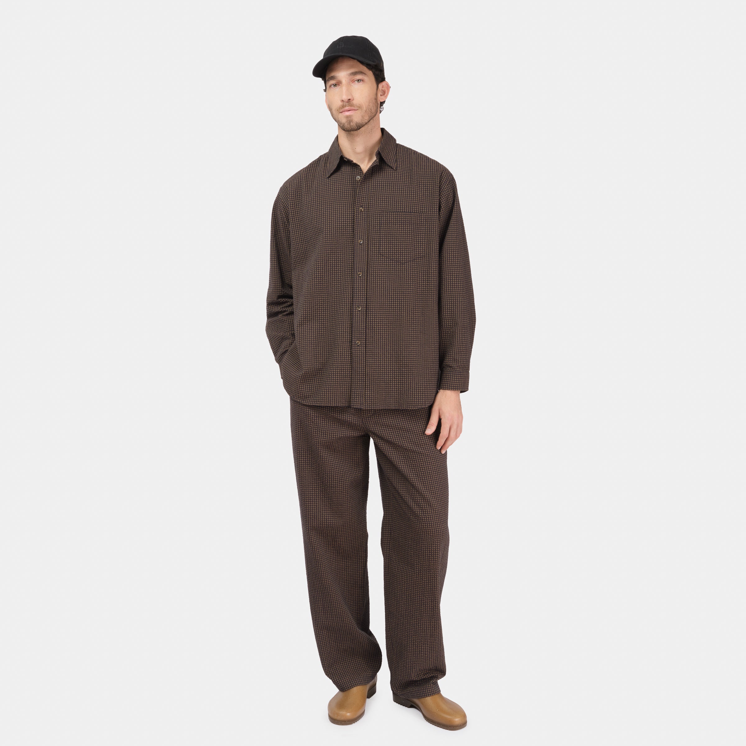Image of Gingham Seersucker Relaxed Pant in Brown Field Check