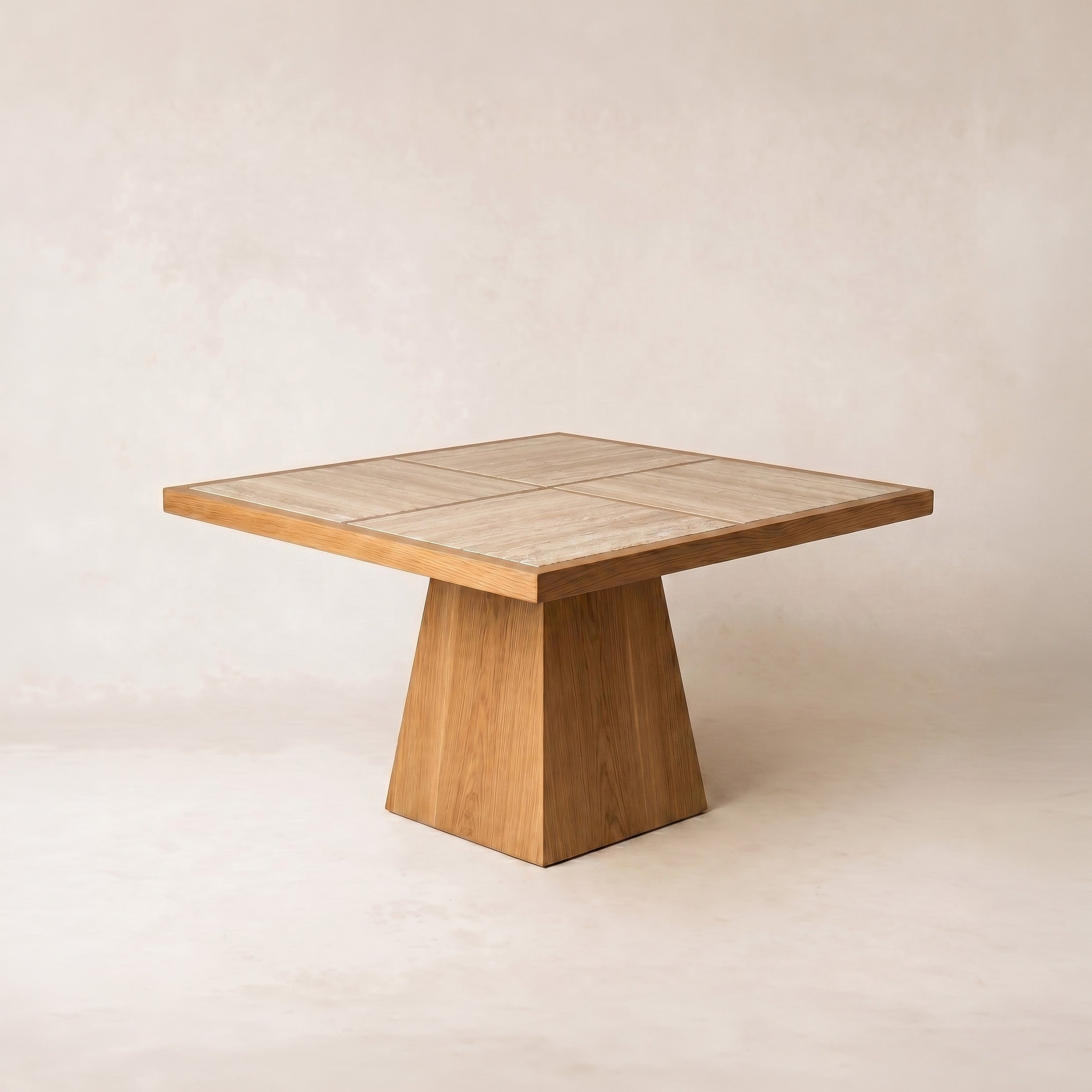 Image of Eik Dining Table - Square - French Oak