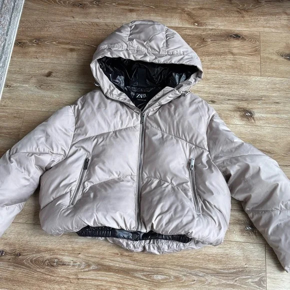 Cropped Puffer Jackets