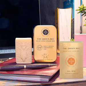 IMAGE of our bestselling Queen Bee Bar with the new refill