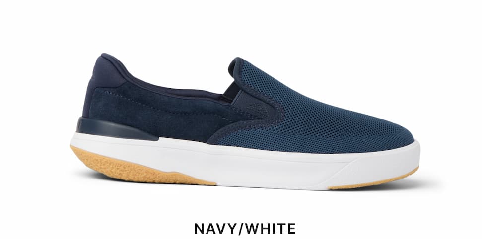 Everything you like about the Del Mar, without the laces. Slip in and get high-rebound cushioning, steady support, and a lightweight build that keeps things easy from start to finish. Try it in Navy/White.