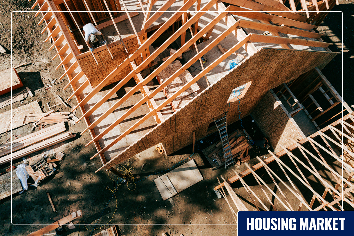 An aerial view of a house under construction.