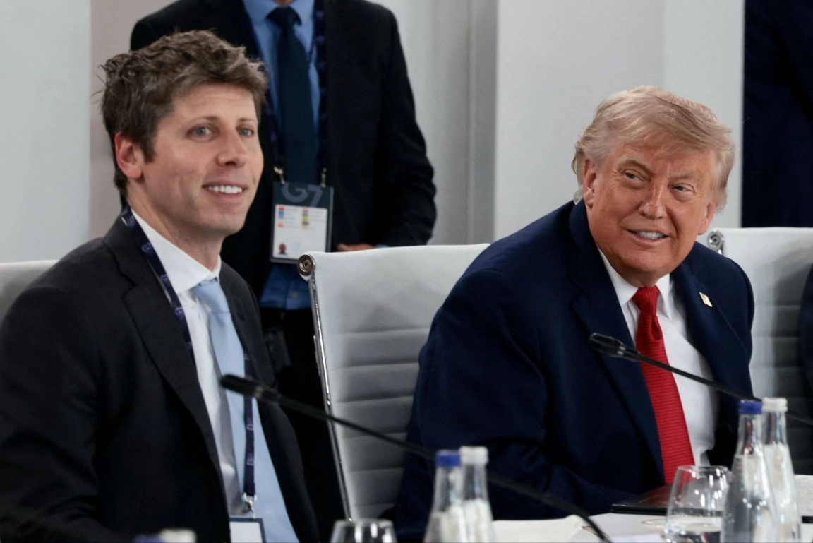  Sam Altman and Trump. 