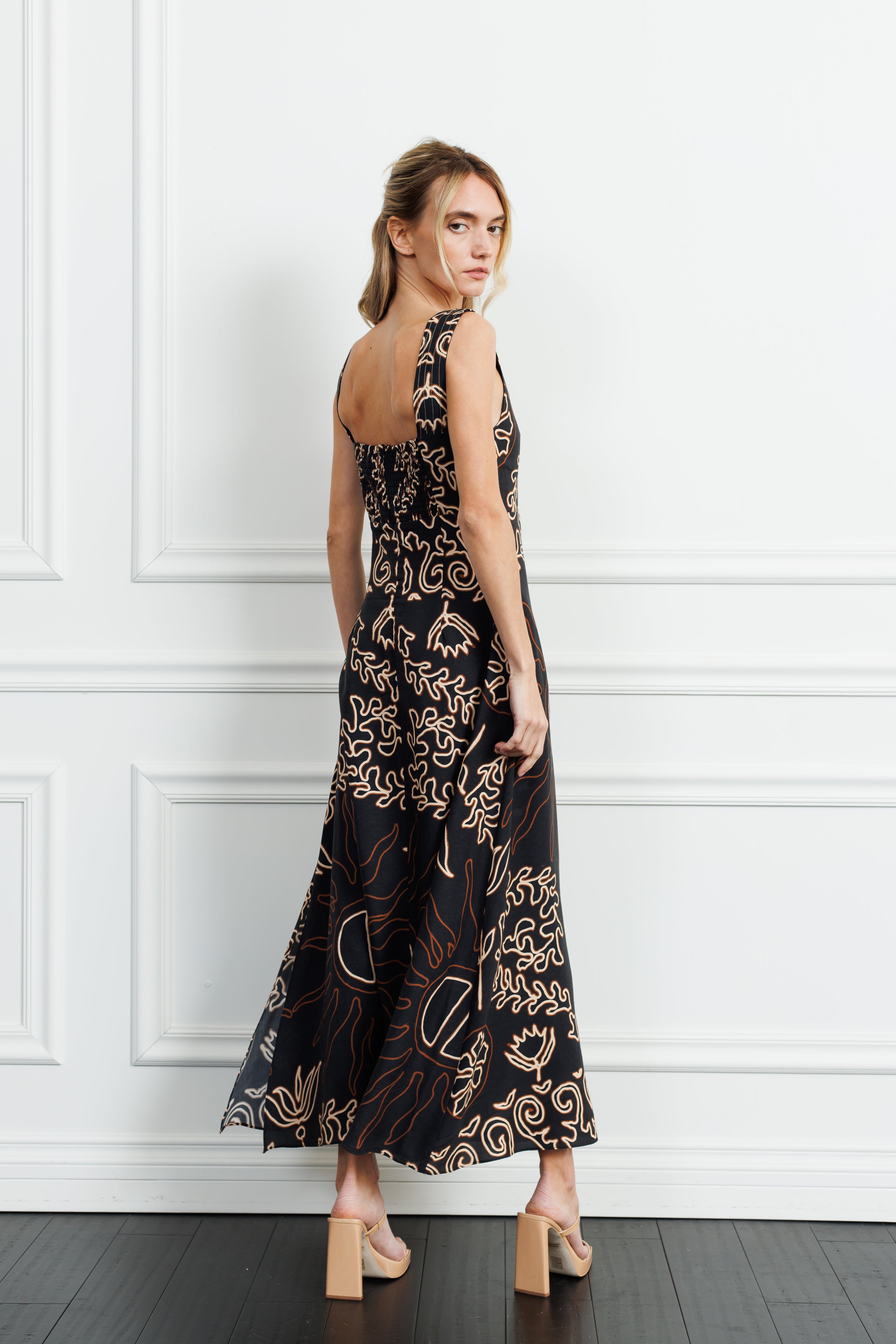 Image of Enza Topstitched Sleeveless Maxi Dress