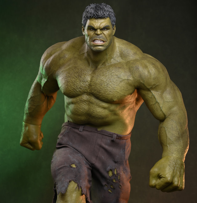 Hulk Sixth Scale Figure