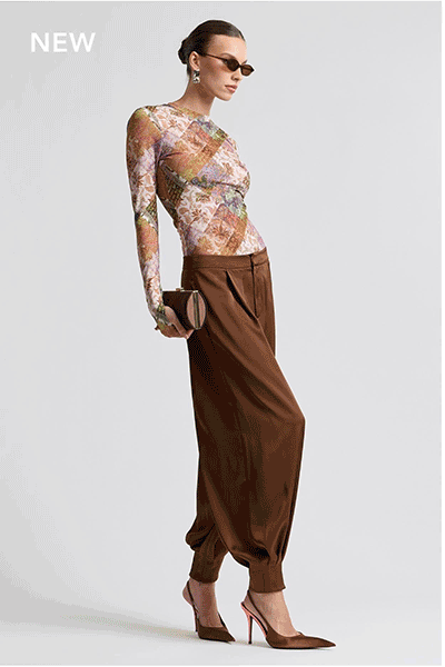 Stretch Printed Mesh Long Sleeve Thumbhole Top