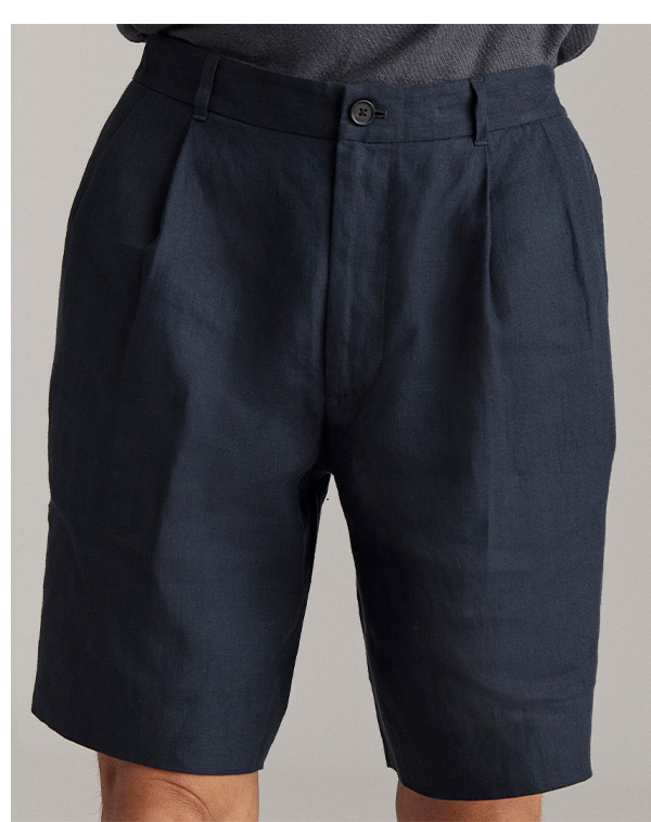 Double Pleat Short