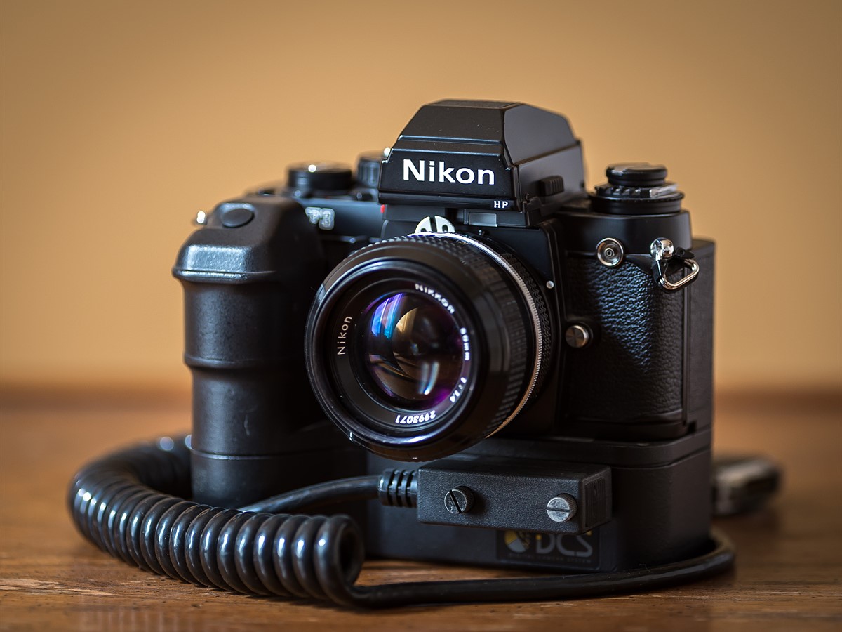 How the first DSLR had military roots