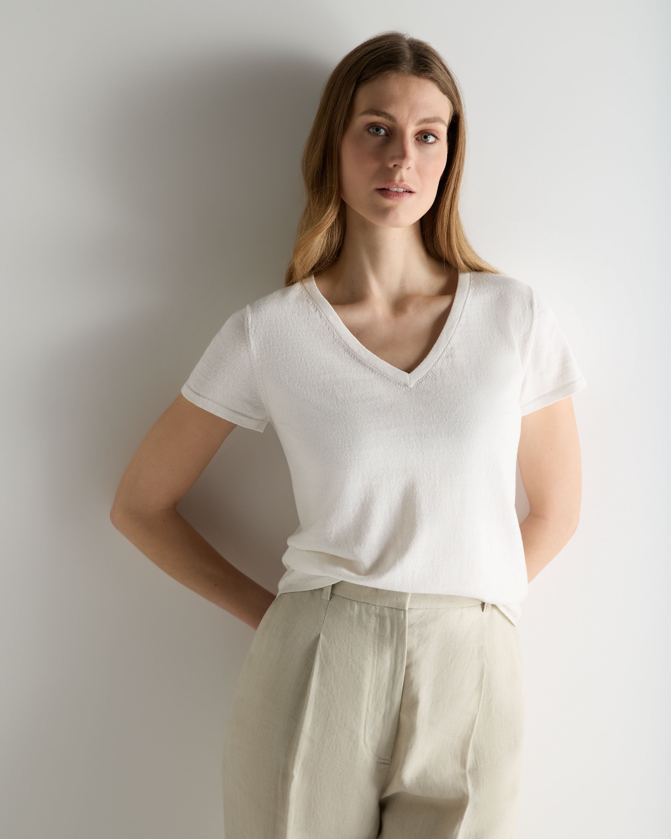 Image of Women's Selene Linen Blend Top White