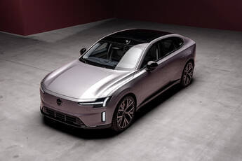 Volvo ES90 Content Studio b-roll