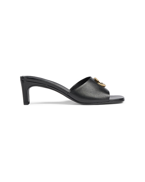 Shoe(s) Discover more on the Gucci website 