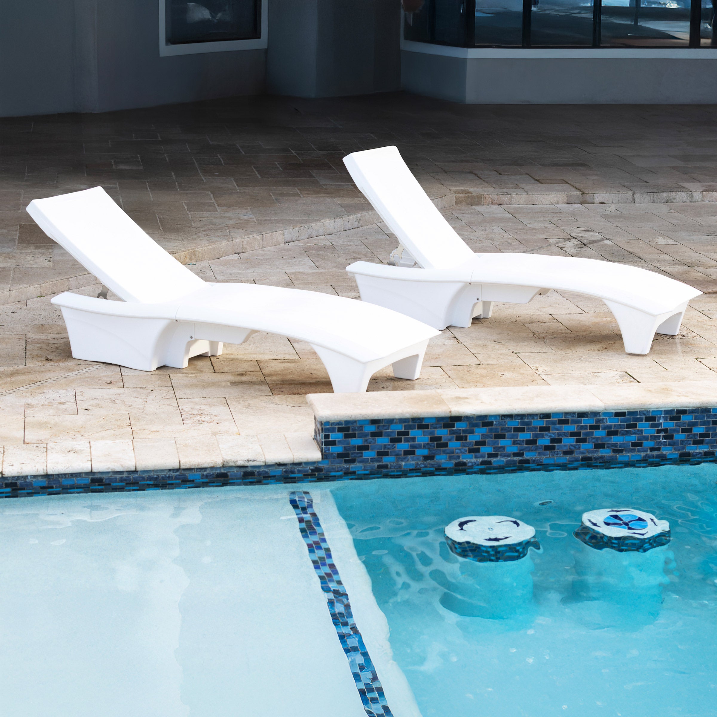 Step2 Pool Side Equipment