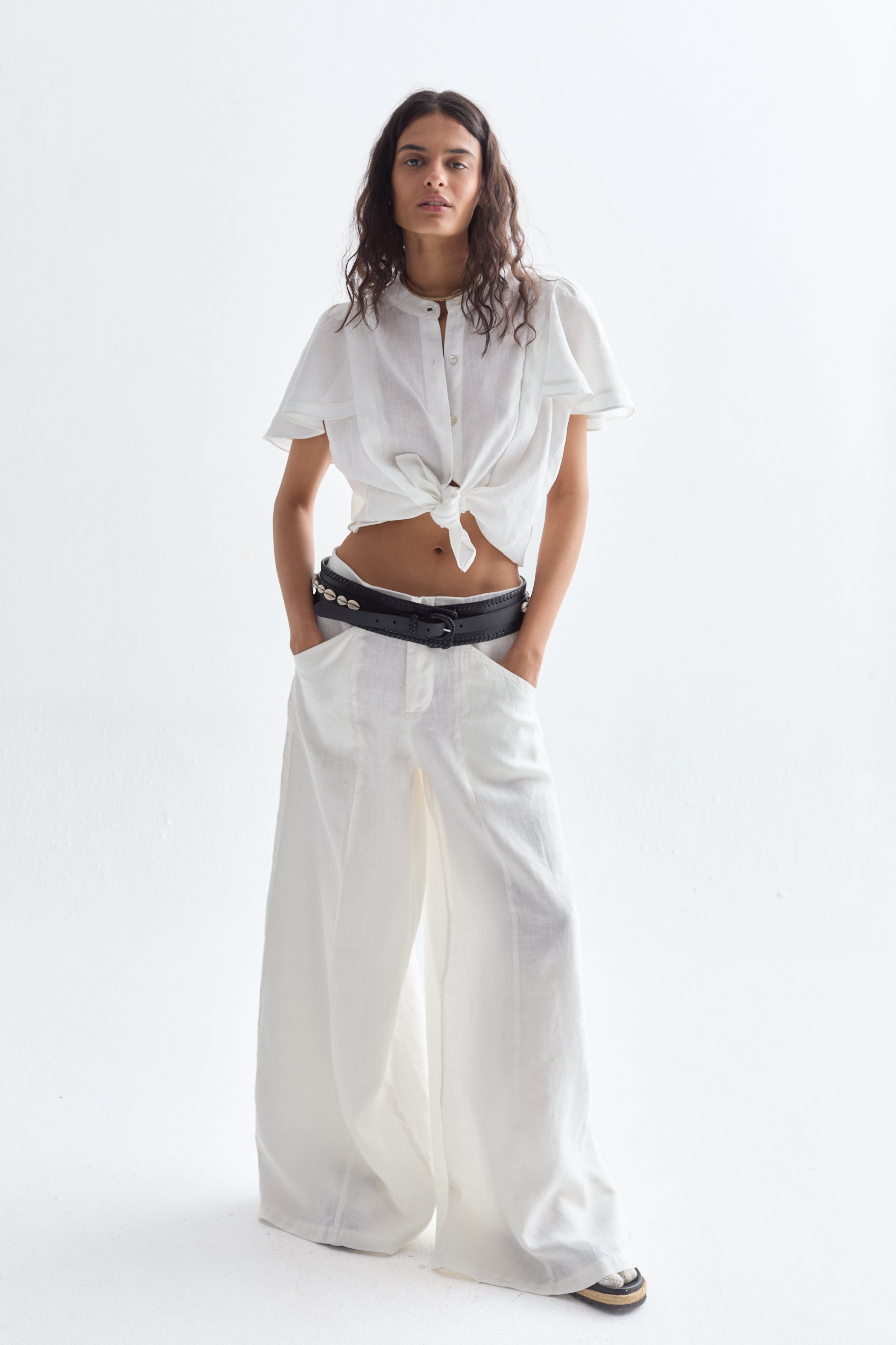 praia leather belt in black