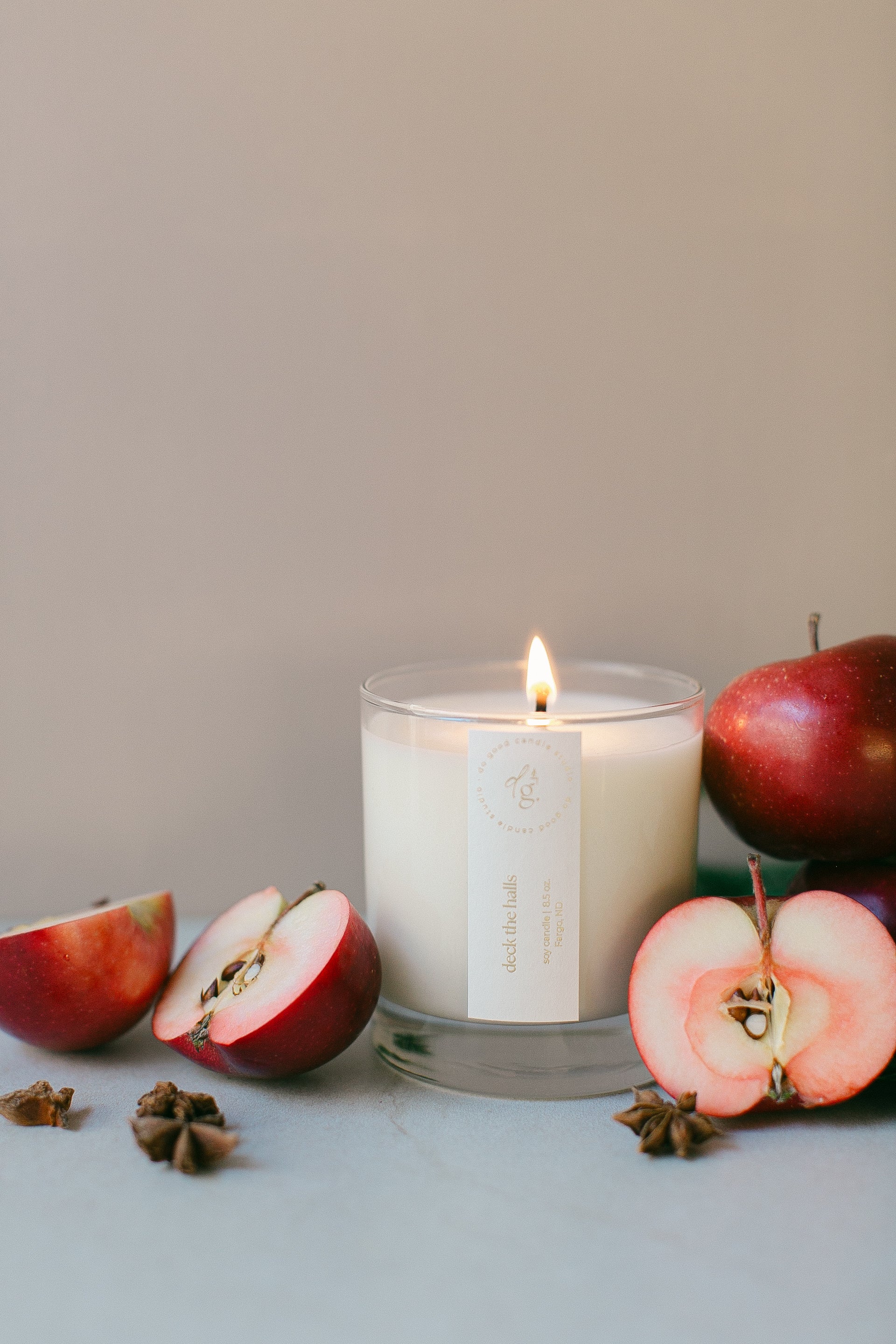 Image of Deck the Halls | Sweet & Spicy Holiday Non-Toxic Soy Candle