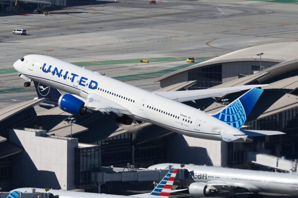 About All that Airline M&A — CEOs Say There’s Nothing to Buy
