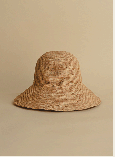 Izzy Sunhat