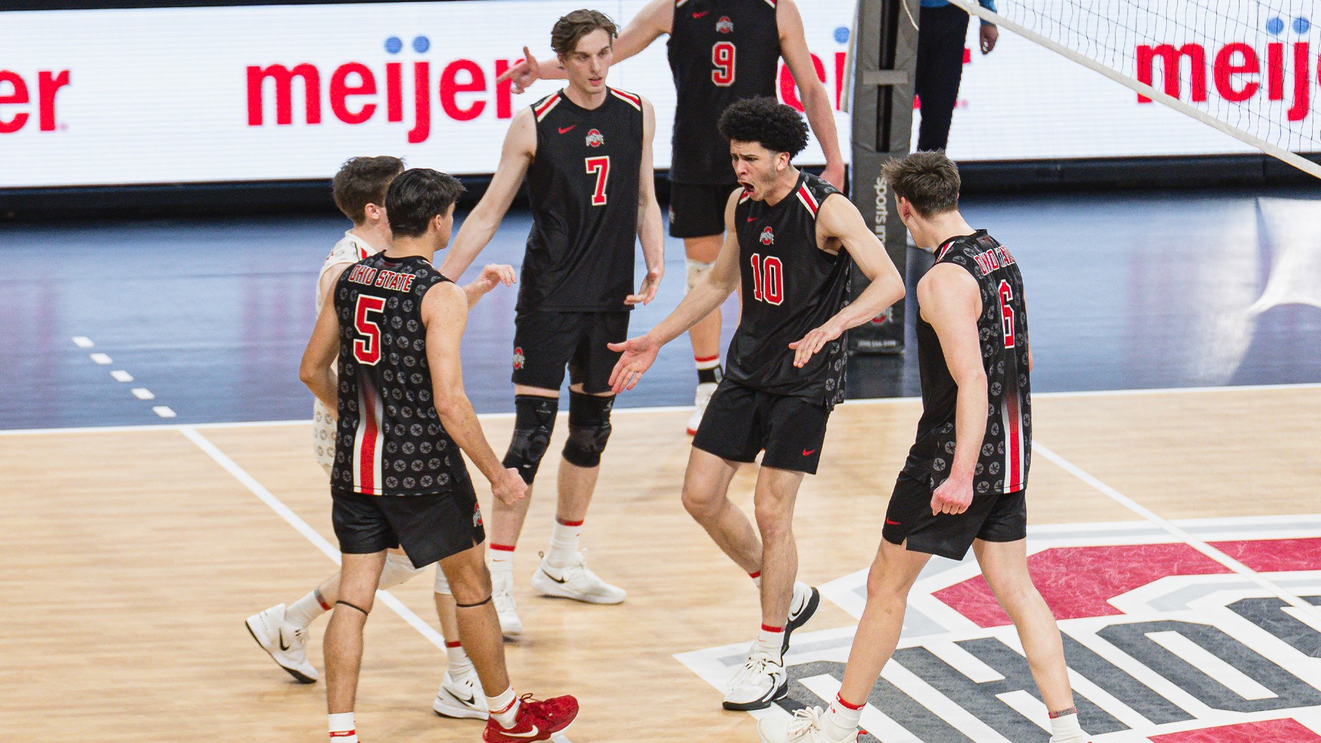 READ MORE | No. 17 Men's Volleyball