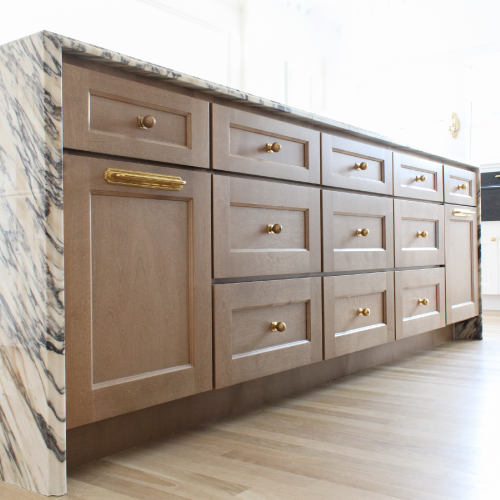 Florence Honey cabinets in kitchen island