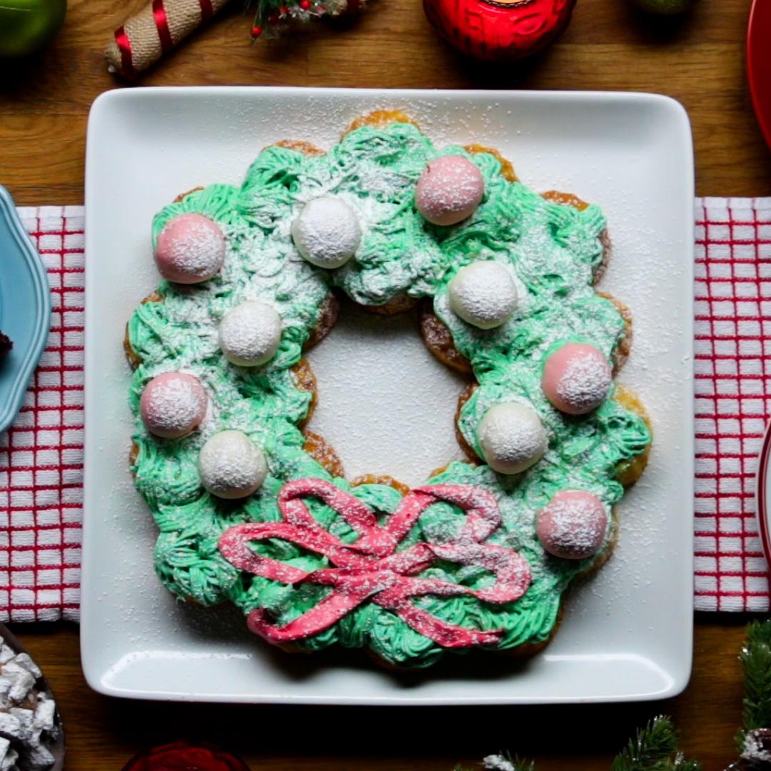 Pull-Apart Christmas Bundt Cake