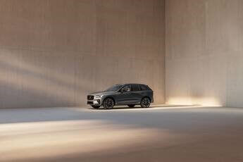 Refreshed Volvo XC60 exterior