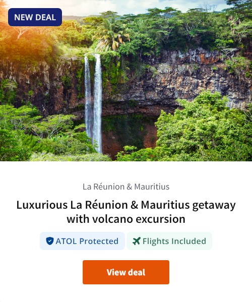 Luxurious La Réunion &amp; Mauritius getaway with volcano excursion