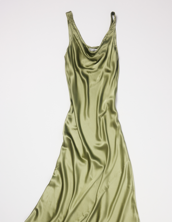 SHOP DRESSES