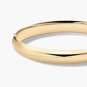 Bangle Bracelet in 14K Yellow Gold
