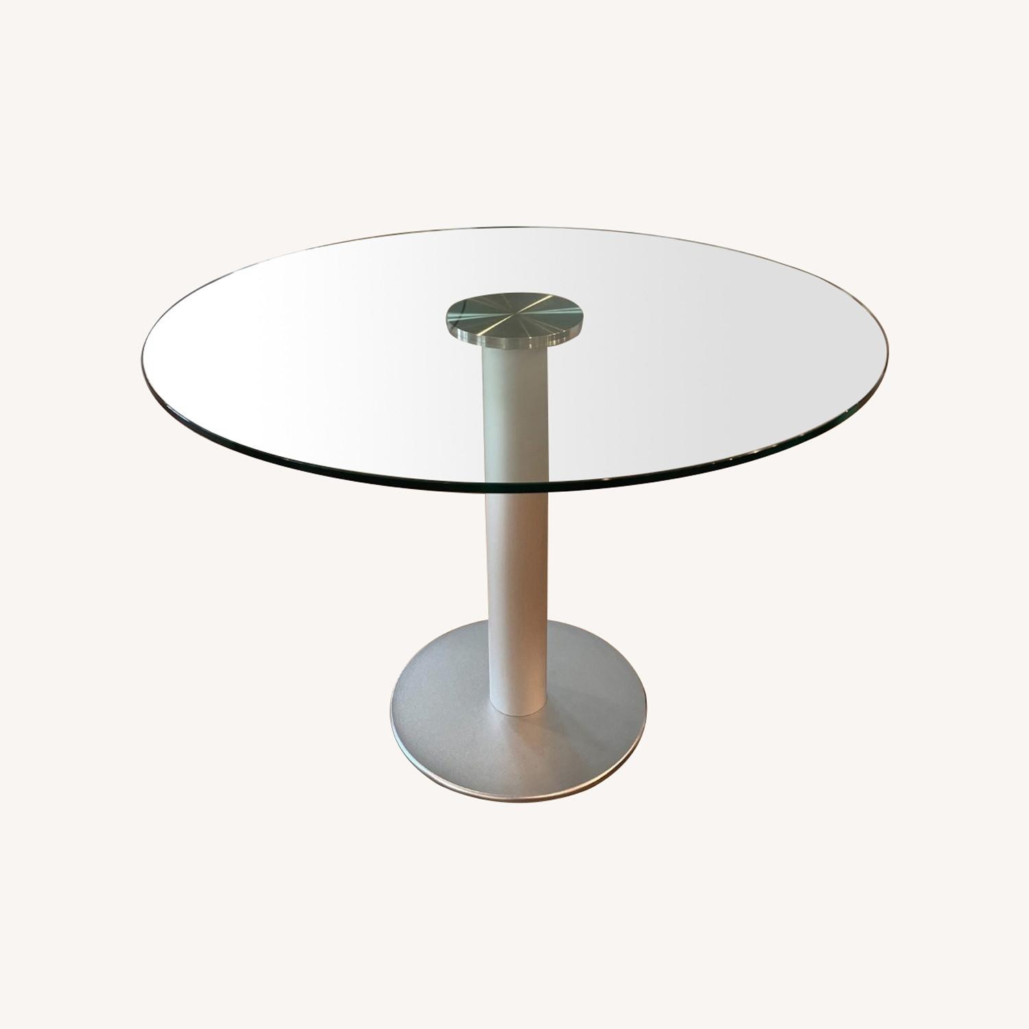 Image of Design Within Reach Stua Jesus Gasca’s Zero Pedestal Table