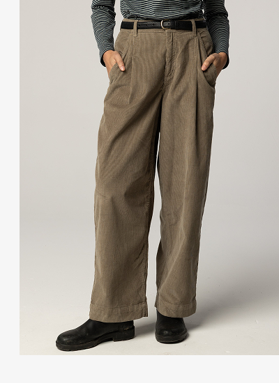 Women's Studio Light Cord Trouser | Finisterre