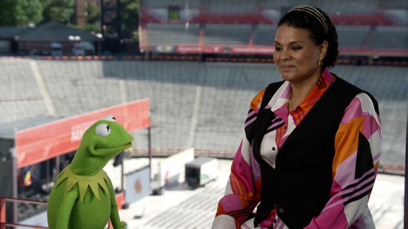 Kermit the Frog and CNN’s Sara Sidner