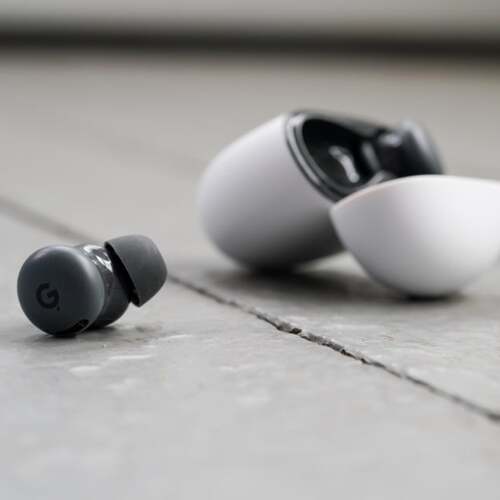 Google's Pixel Buds 2a Are Even Better Than the Apple AirPods 4