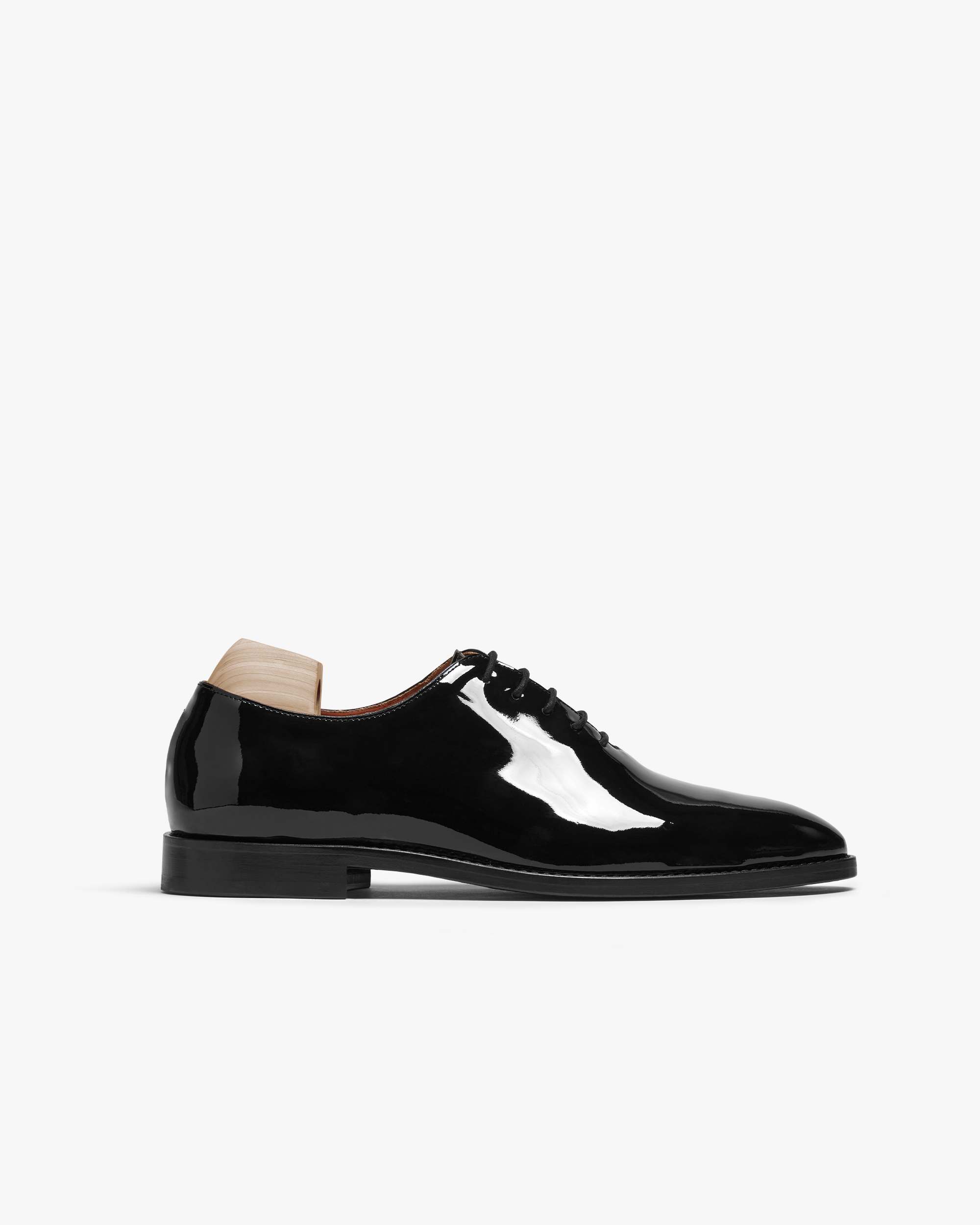 Image of Drottningholm – Black Patent Leather